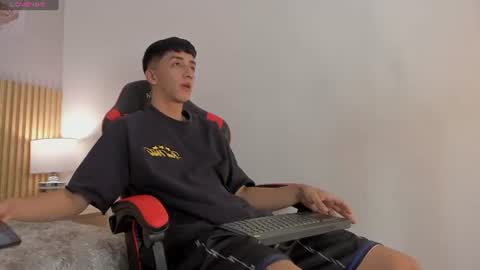 maxx_cortes online show from 07/19/26, 04:16