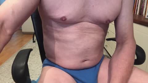 Max online show from 10/29/25, 07:32