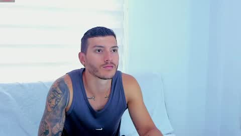 Snapshot of maxx_steell chatting on 05/01/26, 03:27 maxx steell online show from 05/01/26, 03:27