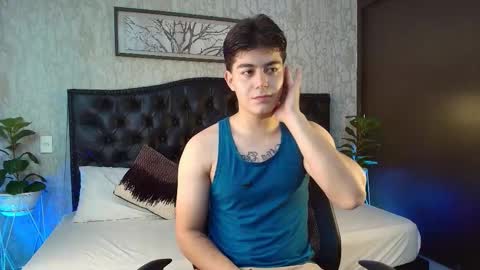 Maxxi online show from 10/31/25, 04:13