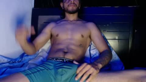 maxximus_10 online show from 12/22/24, 06:04