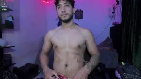 Snapshot of maxximus_10 chatting on 04/06/26, 06:42 maxximus_10 online show from 04/06/26, 06:42