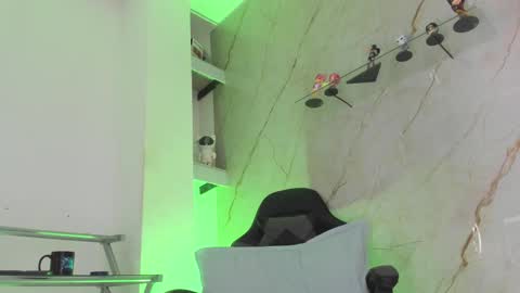 bunny black   online show from 03/08/25, 11:28