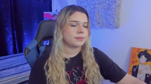 Snapshot of maxxxine_ chatting on 12/02/24, 04:53 Maxine Minx online show from 12/02/24, 04:53