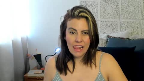 Victoria online show from 12/28/24, 03:26