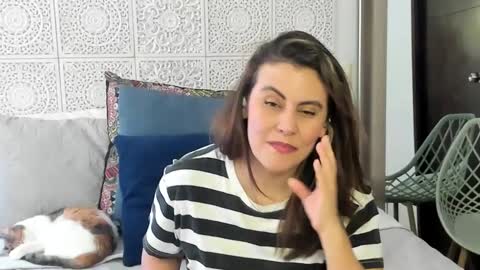 Victoria online show from 02/24/25, 02:48