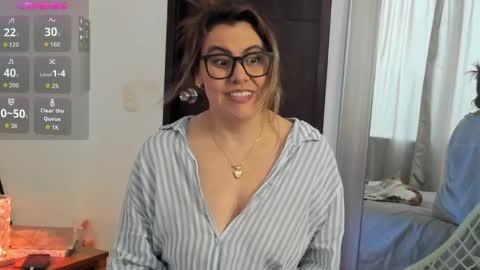 Victoria online show from 03/31/26, 10:10