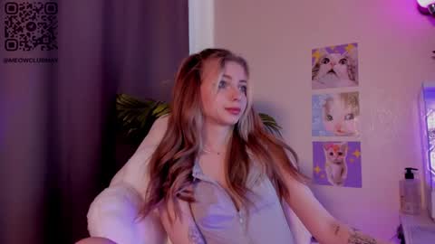 Snapshot of may_meowww chatting on 02/21/25, 07:34 May online show from 02/21/25, 07:34