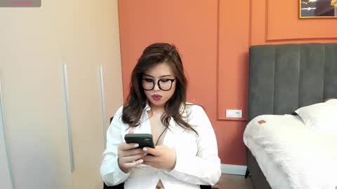 Snapshot of may_mia chatting on 03/12/25, 03:46 Mia online show from 03/12/25, 03:46