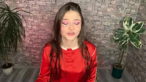 may online show from 02/12/26, 04:24