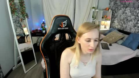 Leila online show from 01/17/26, 11:37