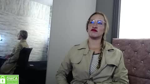 Maya online show from 10/22/25, 01:50