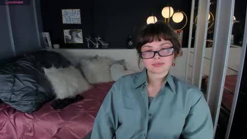 Maya online show from 02/26/26, 02:27