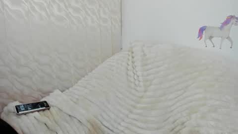 Maya online show from 12/03/25, 02:59