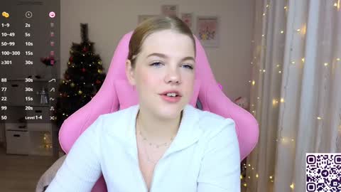 Snapshot of maya_blonde18 chatting on 12/21/24, 03:14 Maya online show from 12/21/24, 03:14