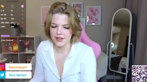 Snapshot of maya_blonde18 chatting on 01/23/25, 06:28 Maya online show from 01/23/25, 06:28