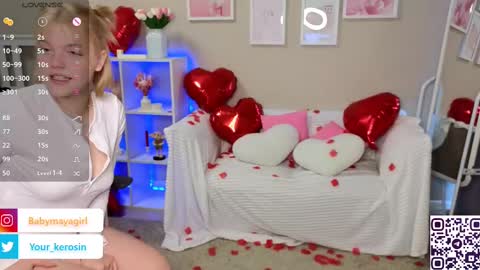 Snapshot of maya_blonde18 chatting on 02/15/25, 06:33 Maya online show from 02/15/25, 06:33