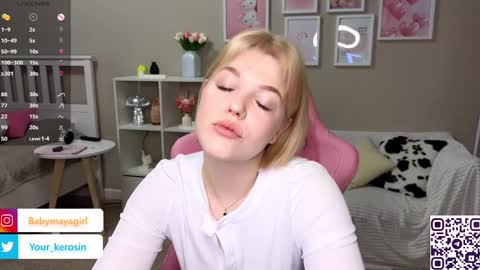 Snapshot of maya_blonde18 chatting on 02/26/25, 03:42 Maya online show from 02/26/25, 03:42