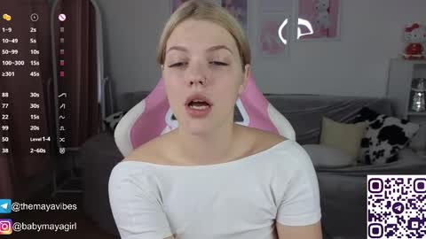 Snapshot of maya_blonde18 chatting on 09/11/25, 04:01 Maya online show from 09/11/25, 04:01