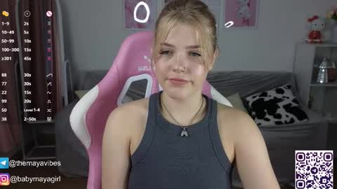 Snapshot of maya_blonde18 chatting on 10/01/25, 04:07 Maya online show from 10/01/25, 04:07