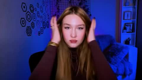 Maya online show from 01/06/26, 08:34