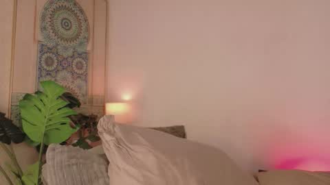 Snapshot of maya_house chatting on 03/21/26, 08:19 maya_house online show from 03/21/26, 08:19