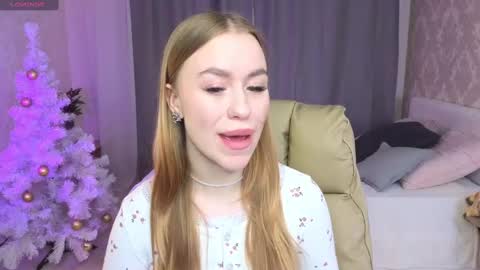 Snapshot of maya_lolly chatting on 01/05/25, 02:19 Maya online show from 01/05/25, 02:19