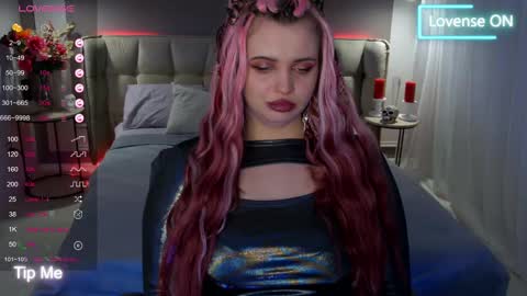 Maya Mils online show from 03/12/25, 04:08