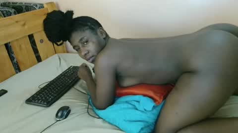 Snapshot of maya_nyla chatting on 05/03/26, 02:06 Faith online show from 05/03/26, 02:06