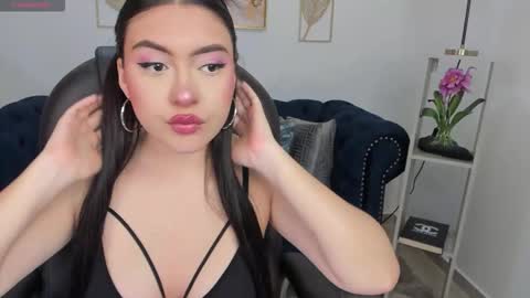 Maya vexx online show from 12/13/25, 09:20