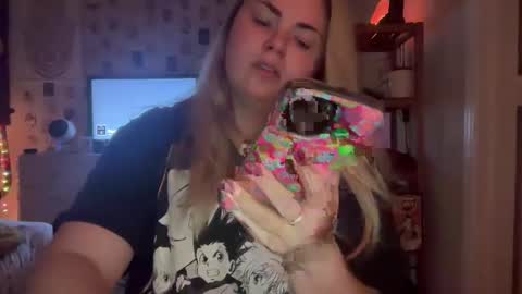 Snapshot of mayabellof chatting on 12/07/24, 05:15 Maya Belle online show from 12/07/24, 05:15