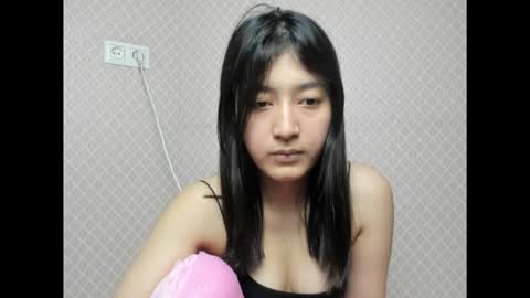 Snapshot of mayachka10 chatting on 10/03/25, 04:15 mayachka10 online show from 10/03/25, 04:15