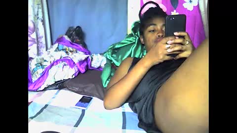 charlesia online show from 12/15/25, 07:18