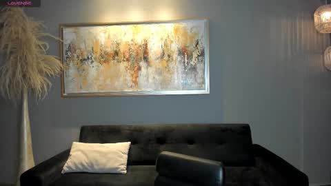 Snapshot of mayamoretti chatting on 11/30/25, 03:21 Maya online show from 11/30/25, 03:21