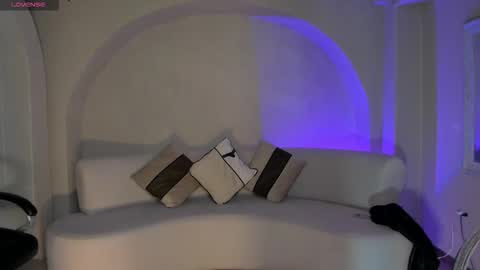 Maya online show from 02/25/26, 03:49