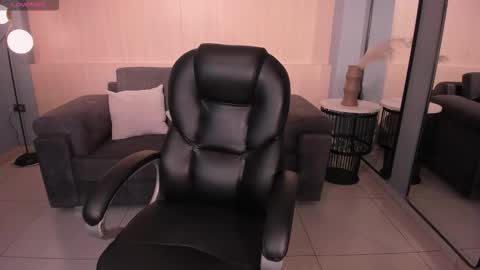 Maya online show from 03/05/26, 04:08