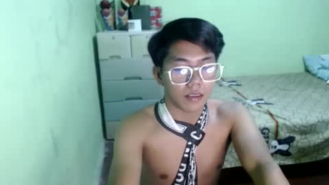 Snapshot of mayangbungol chatting on 01/05/25, 04:16 mayangbungol online show from 01/05/25, 04:16