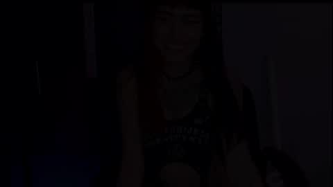 Snapshot of mayaredd chatting on 01/29/25, 03:54 mayaredd online show from 01/29/25, 03:54