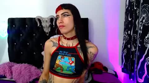 Snapshot of mayaredd chatting on 02/01/25, 03:08 mayaredd online show from 02/01/25, 03:08