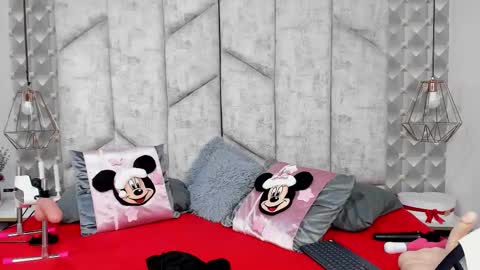 Nicolle Ruselle   Hello my lovely  schedule for great fun from  630 am and end 800 pm Colombian time I wait for you online show from 12/05/25, 03:30