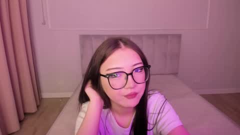 Snapshot of mayasaya chatting on 02/16/26, 03:46 Erina online show from 02/16/26, 03:46