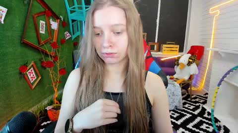 mayasinabon online show from 02/11/25, 09:20