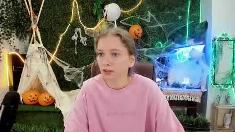 mayasinabon online show from 10/22/25, 09:09