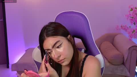 Snapshot of mayavexx chatting on 06/26/26, 05:06 Maya Vexx online show from 06/26/26, 05:06