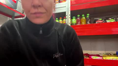 MayaWeissX online show from 11/04/25, 04:55