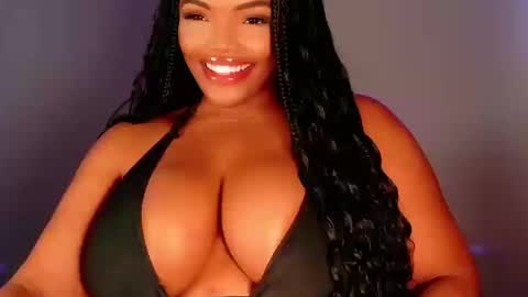 MayBabi online show from 10/18/25, 06:41