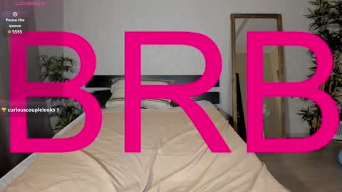 Snapshot of maybe_mia chatting on 12/10/24, 11:22 Mia GMT2 Mon 3-9 AM Tue 3-9 AM Wed 3-9 AMThur 10 AM - 4 PM Fri 3-9 AM Sat 3-9 AM Sun 3-9 AM. online show from 12/10/24, 11:22