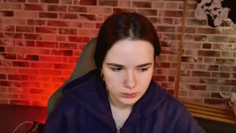 maybloom_ online show from 02/13/26, 06:20