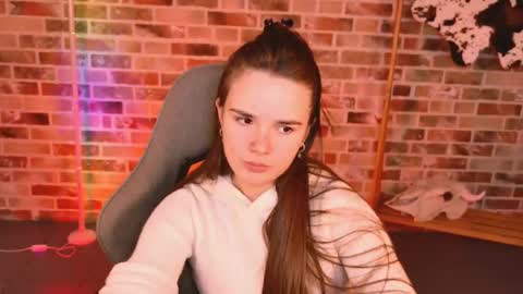 maybloom_ online show from 03/20/26, 12:43