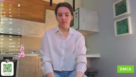 My name Casey  online show from 10/11/25, 04:33